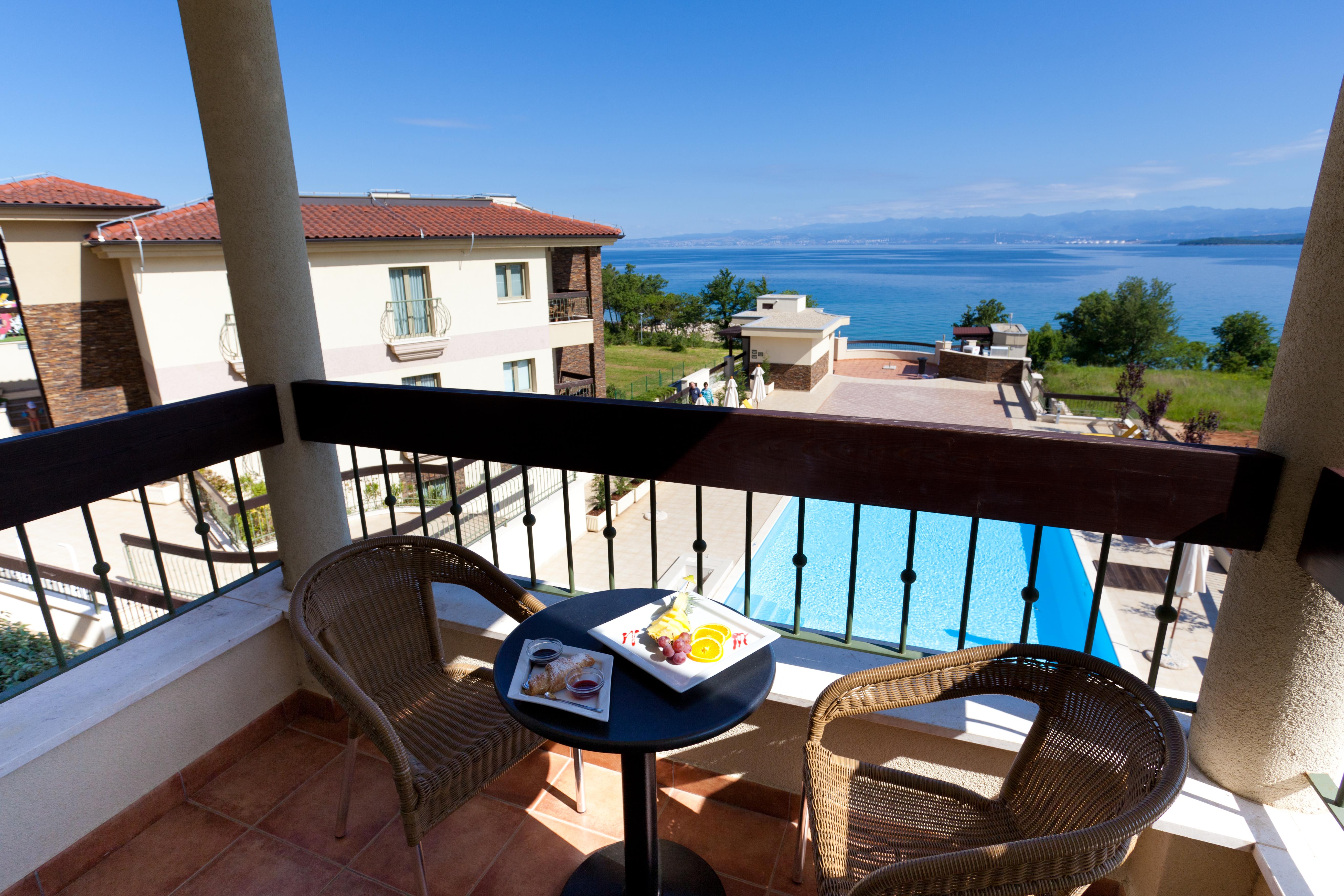 Blue Waves Resort Malinska Eksteriør bilde