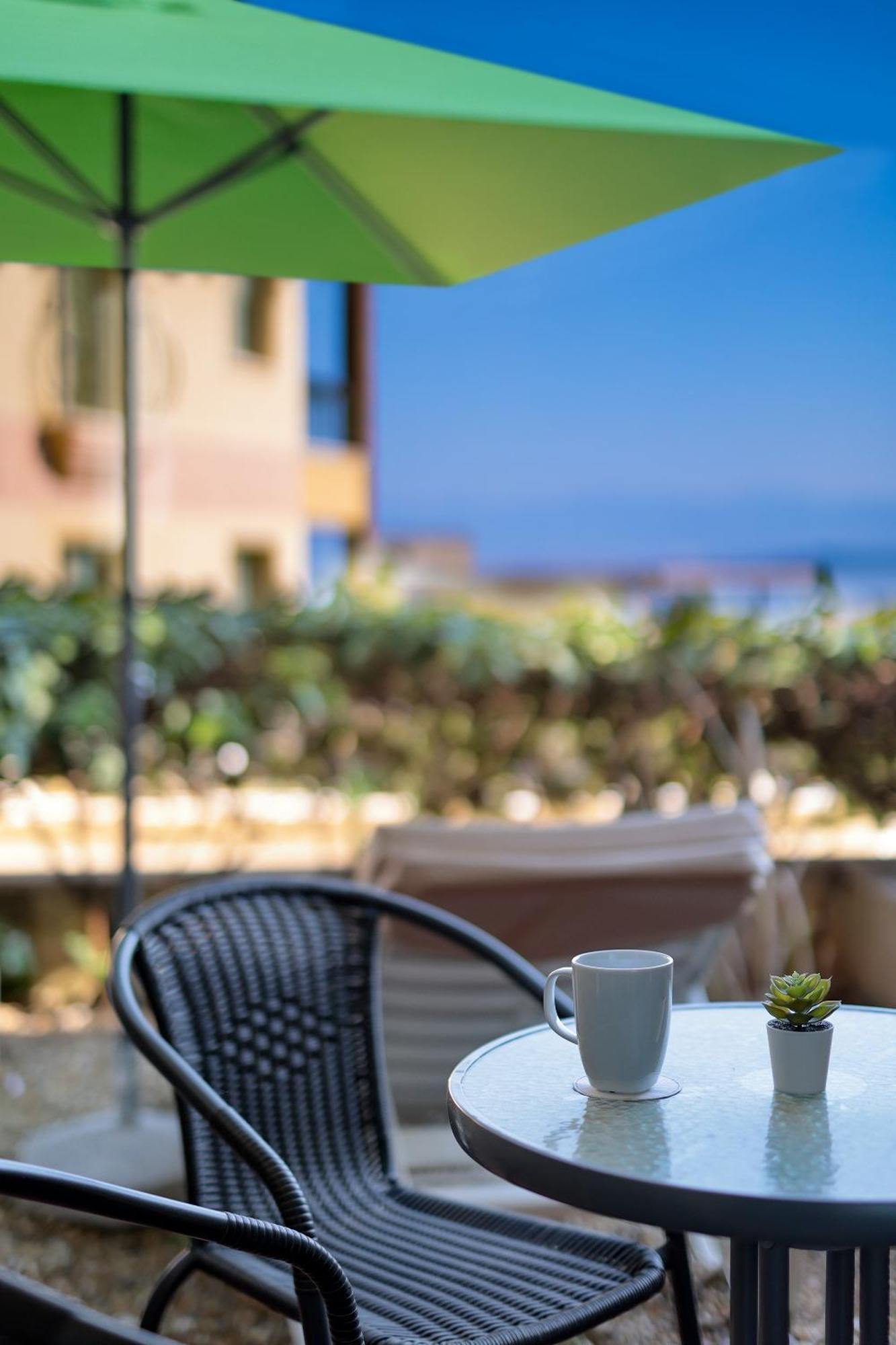 Blue Waves Resort Malinska Eksteriør bilde